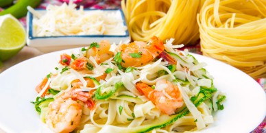 Recette Tagliatelles d’asperges et courgettes aux crevettes